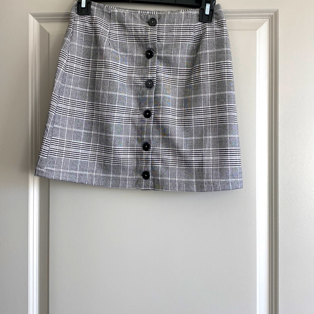 Plaid black and white button up skirt